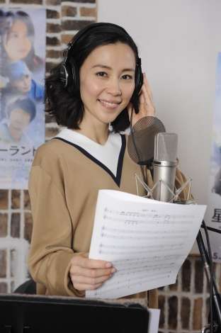 木村佳乃、15年ぶり歌声披露 映画主題歌に「びっくり」