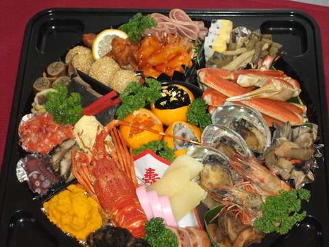 プレスルームからのお知らせ（株式会社杉澤興業） : 料理長「特製おせち料理」～好評承り中！＾Ｏ＾