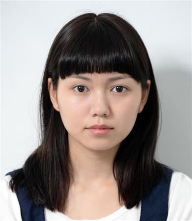 山崎賢人、人生初の金髪に！二階堂ふみと制服2ショット解禁