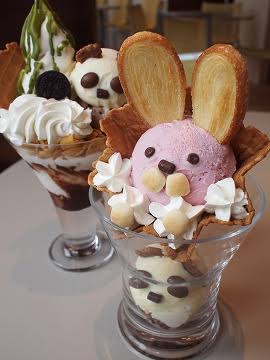 美味しそうなパフェの画像ください！