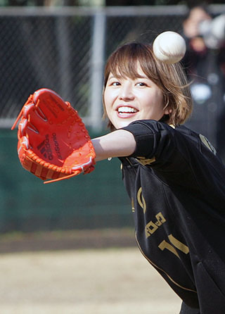 周りに芸能人より可愛い綺麗な人はいますか？
