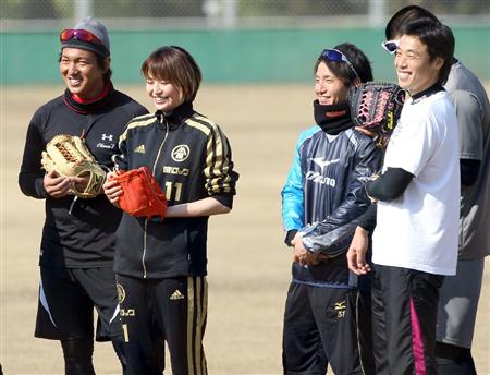 周りに芸能人より可愛い綺麗な人はいますか？