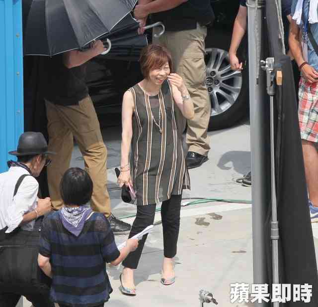 【SMAP】中居正広、木村拓哉への感謝コメント拒否していた！楽屋も1対4で別々