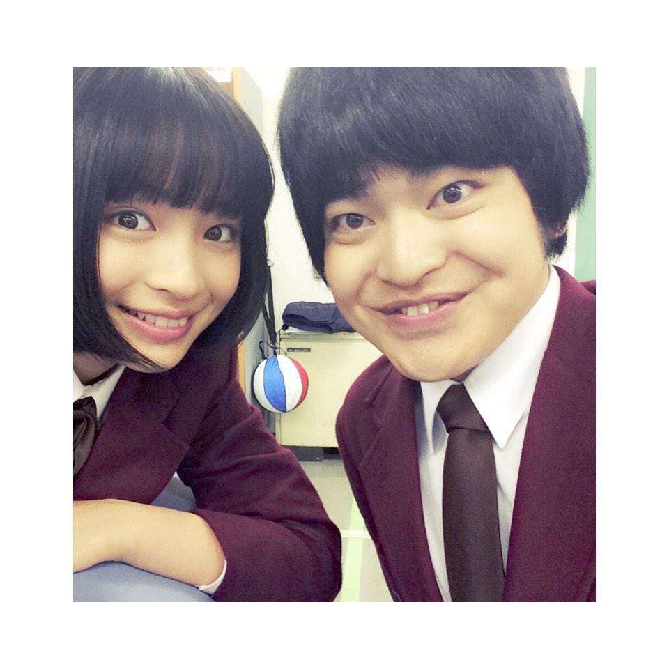 菜々緒と加藤諒 『怪盗 山猫』オフショットに「顔の大きさが!」