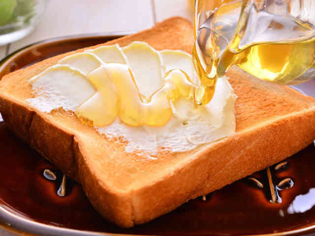 トーストの食べ方