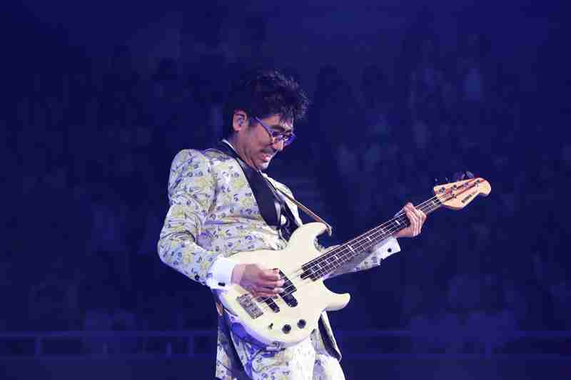 好きなアーティストのLIVE中の画像を貼るトピ