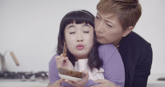 GACKTが「すき…ん……」ケアを促す美容皮膚科CM - 音楽ナタリー