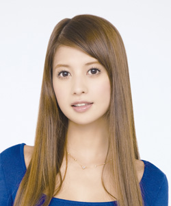 吉川ひなの　ヨガポーズが凄すぎて「何がどうなってるの？」