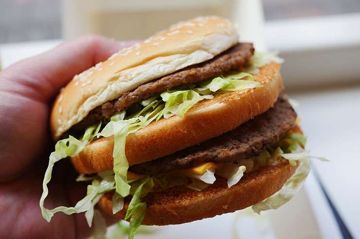 マクドナルドが社運を賭けた新商品「グランドビッグマック」が話題 / 価格520円の贅沢バーガー