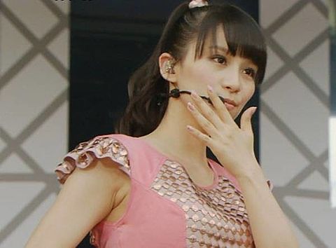 有名人のポニーテール画像を貼るトピ