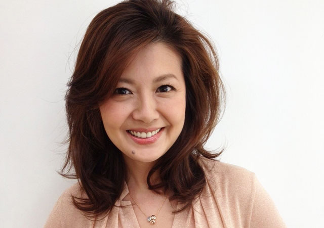 石井竜也 妻子と親子3ショットを披露