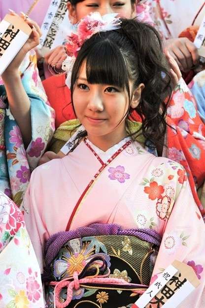 有名人のポニーテール画像を貼るトピ