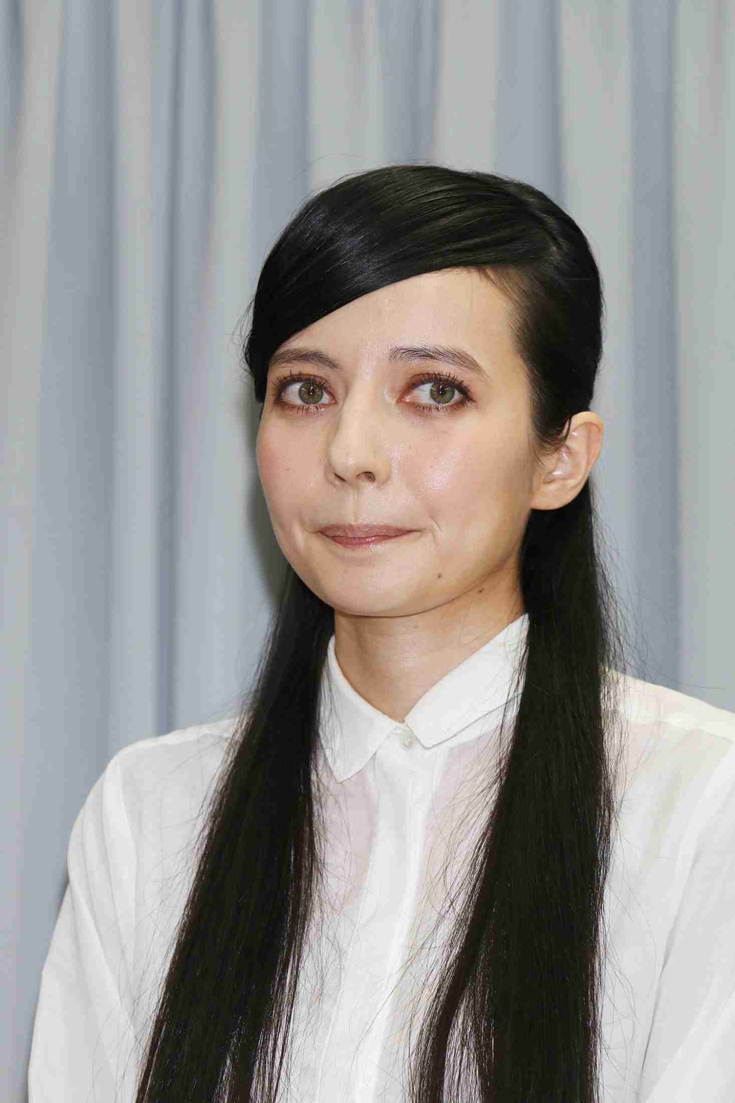 ベッキー「私が払う」4億円違約金めぐって事務所と話し合い （女性自身） - Yahoo!ニュース