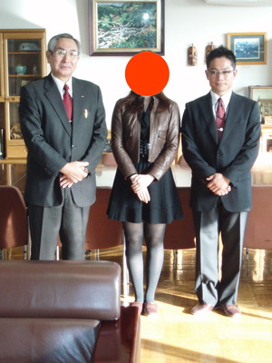 漫画家の顔写真を貼るトピ