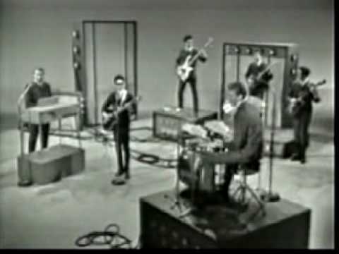 OH, PRETTY WOMEN - ROY ORBISON - YouTube