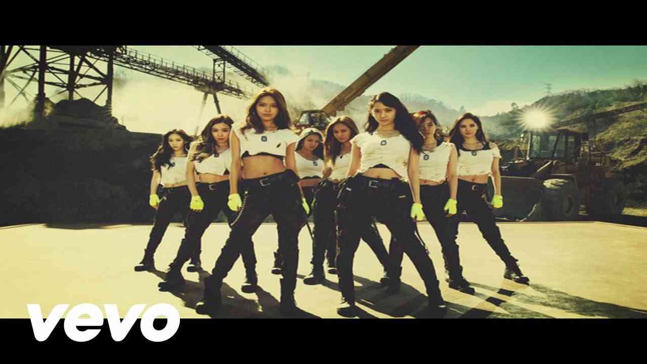GIRLS`GENERATION少女時代 - Catch Me If You Can_ Music Video - YouTube