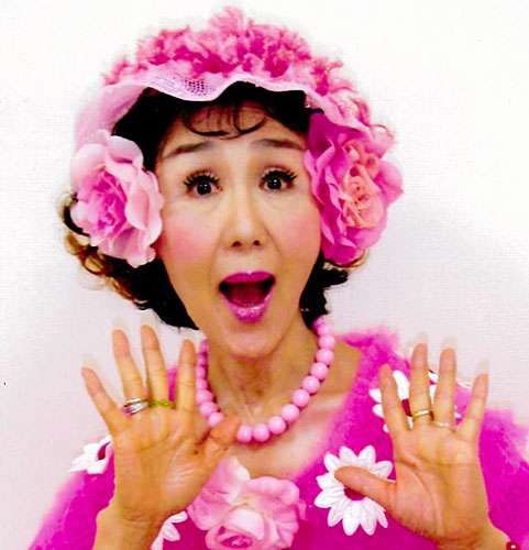 ピンクが似合う女性の特徴