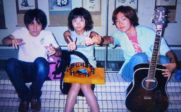 初期の頃のアーティスト画像を貼るトピ