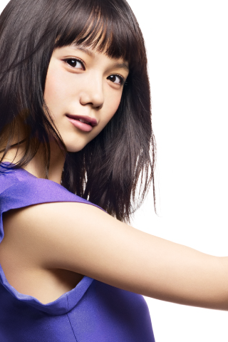 あなたと同じ歳の女優は誰ですか？