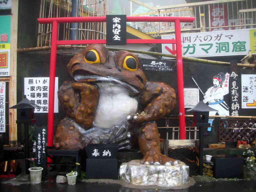 B級観光スポット好きな人