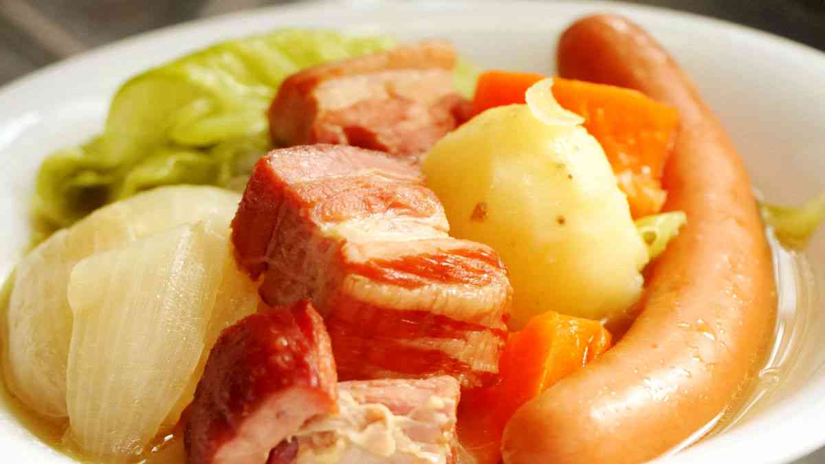 ごはんとパン、どっちにする?