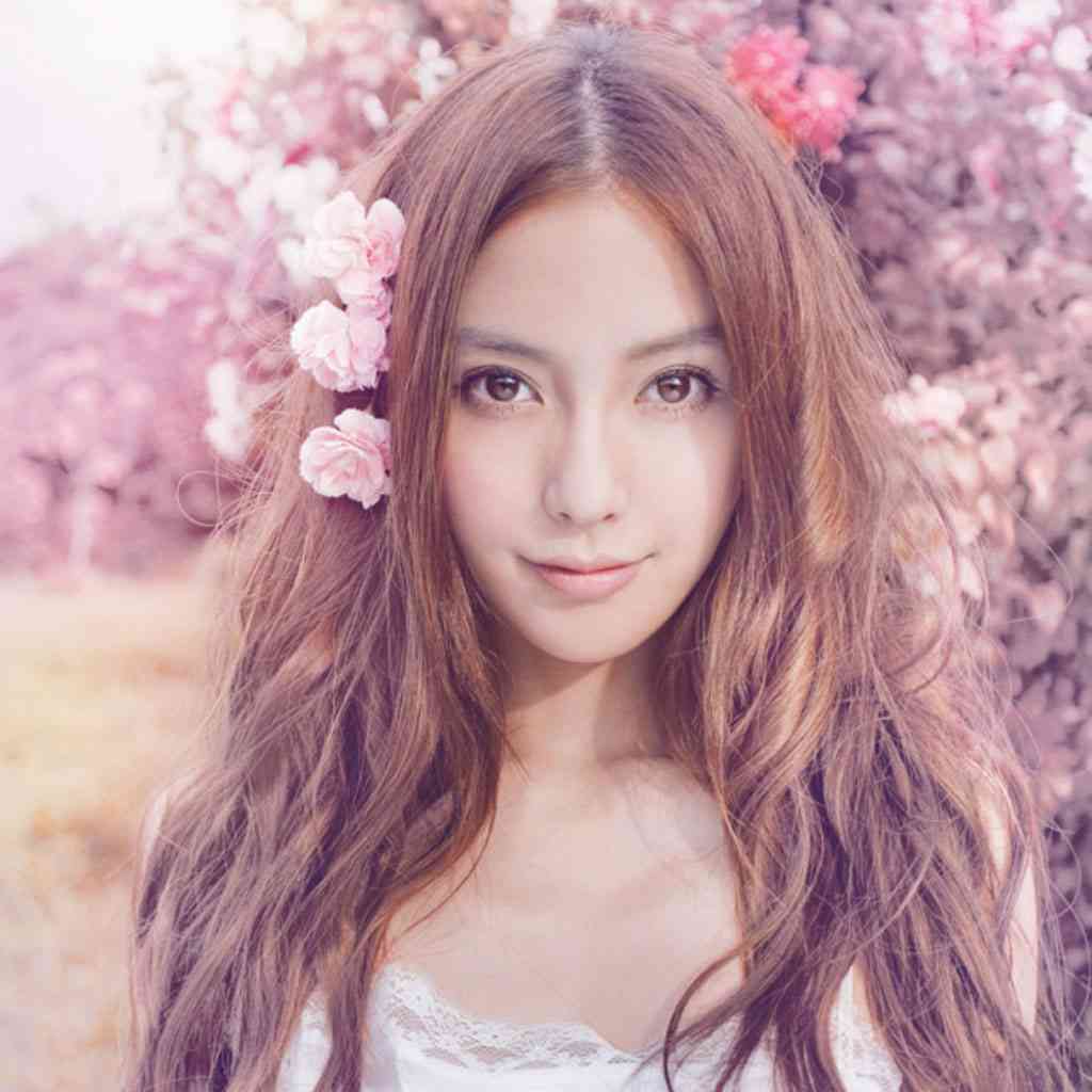 ロングヘアが似合う芸能人