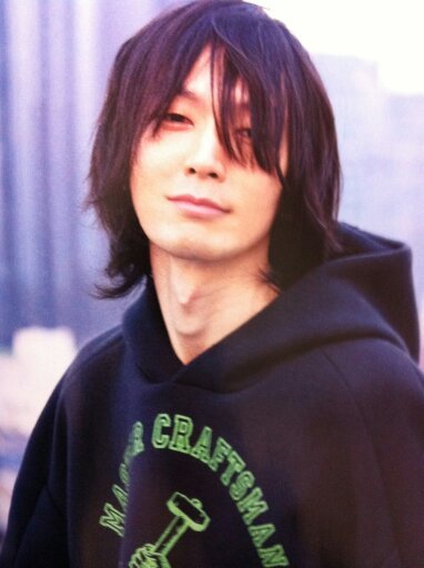 喉仏が好きな人