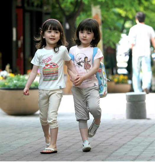 可愛い外国人の子供の画像を貼るトピ
