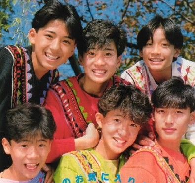 初期の頃のアーティスト画像を貼るトピ