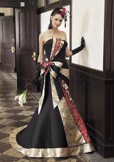 和洋折衷なドレスを貼るトピ