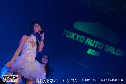 鈴木亜美のスペシャルライブにネットでは酷評の声も「衣装キツイ」