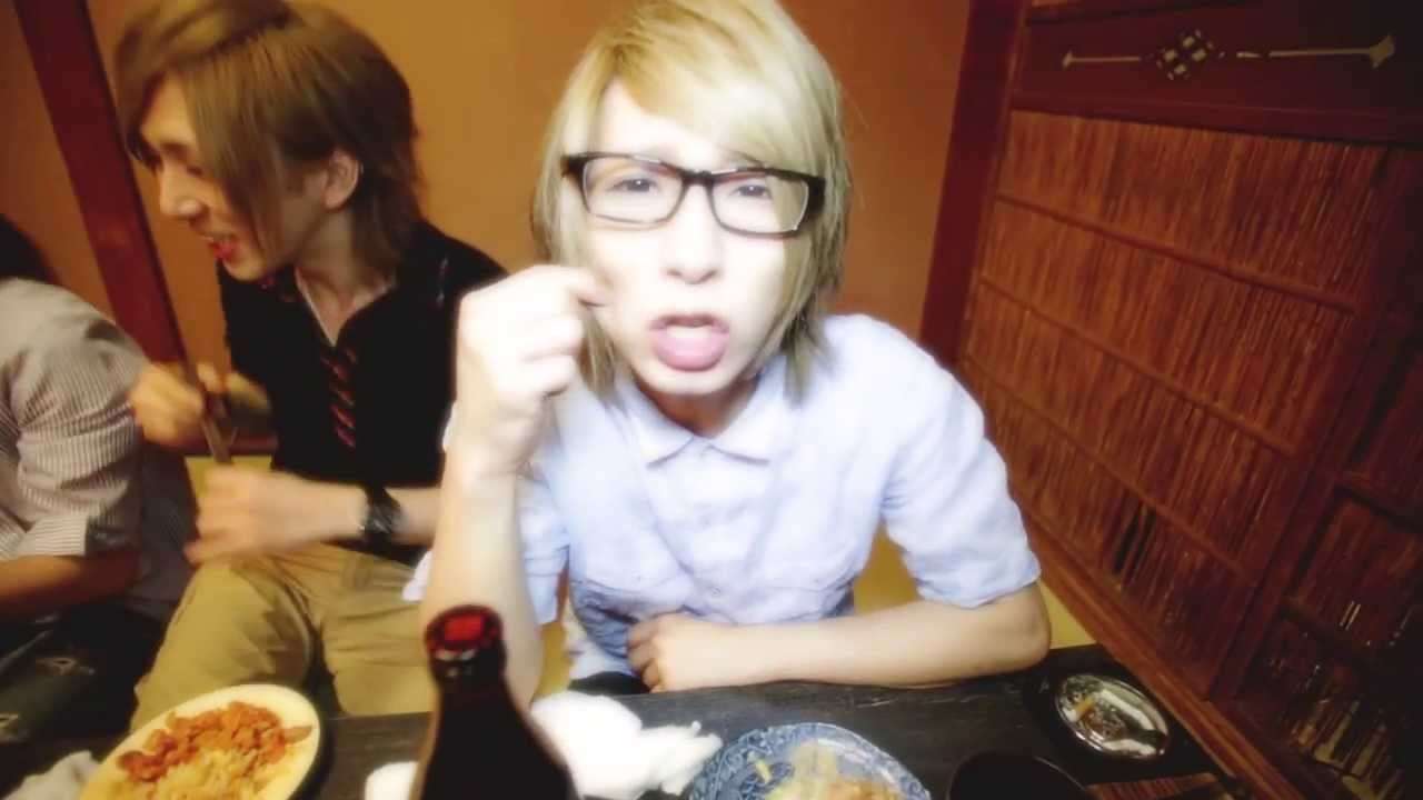 2013.09.04 NEW SINGLE『ダメ男/ごめんなさいっ!』 / 『ごめんなさいっ!』MV - YouTube