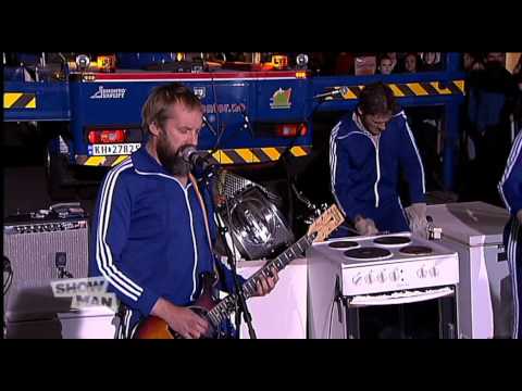 Hurra Torpedo - Poker Face - YouTube