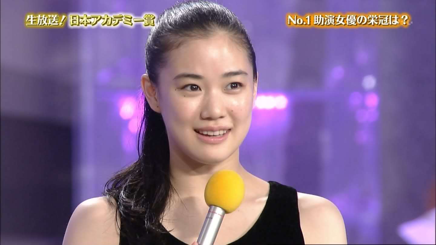 デコ出しが似合う女性タレント画像