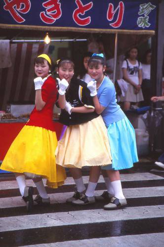 時代の変化を実感するファッションの歴史トピック