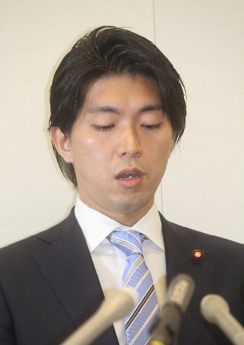 宮崎謙介元議員 上西小百合議員も執拗に口説いていたと噂 - ライブドアニュース