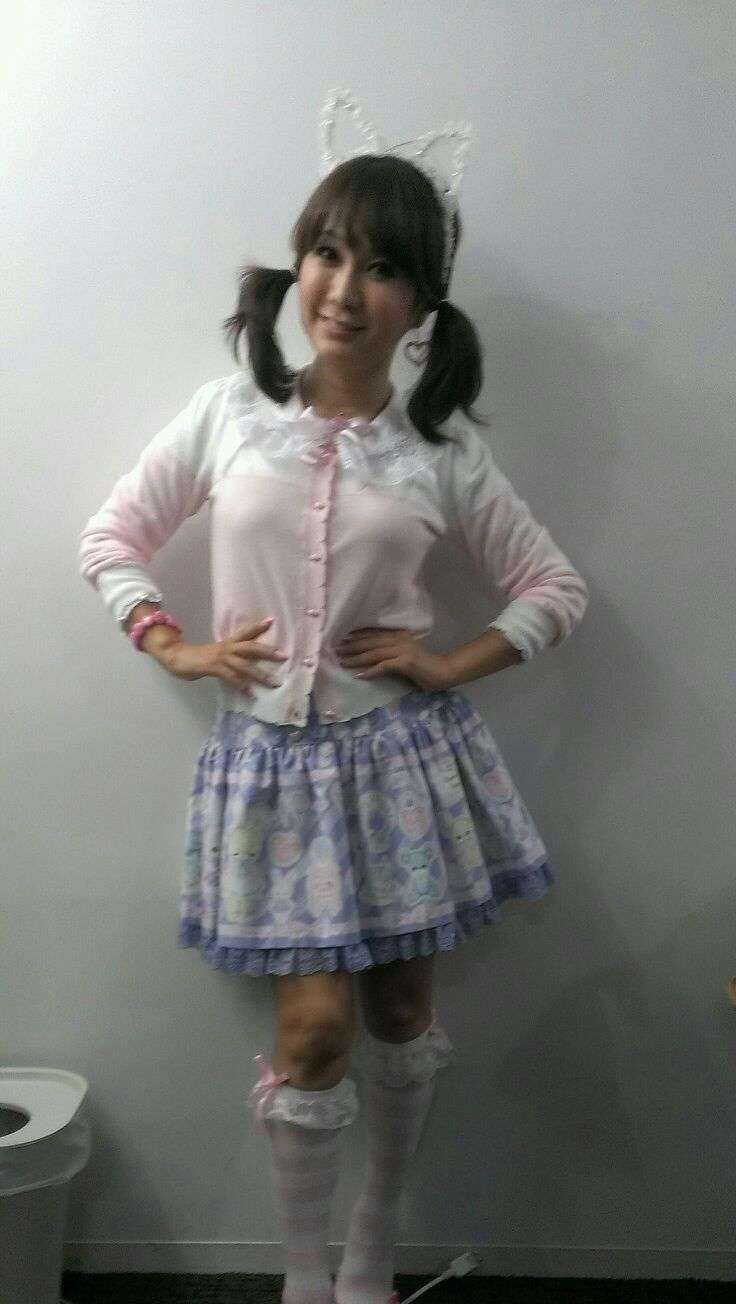 芸能人のツインテールを貼るトピ