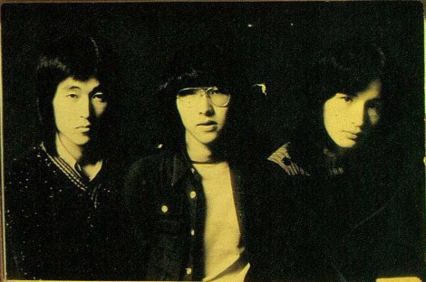 初期の頃のアーティスト画像を貼るトピ