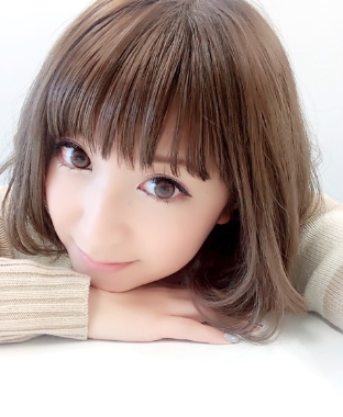 矢口真里　海外ロケで“写真集風”自撮り「ギャップはんぱない」