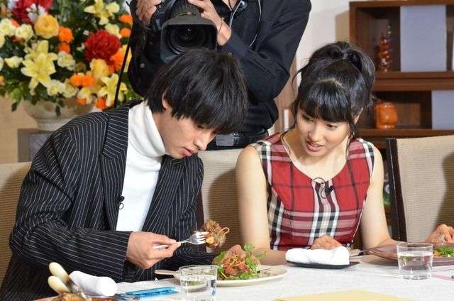 山崎賢人とデート報道の土屋太鳳、ブログで意味深…「お伝えしたいことがある」