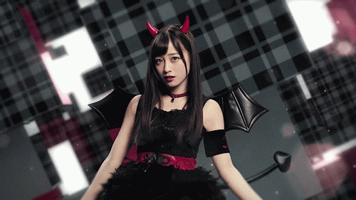 橋本環奈がセーラー服で熱唱、「キャー!!」JC&JKから黄色い声援