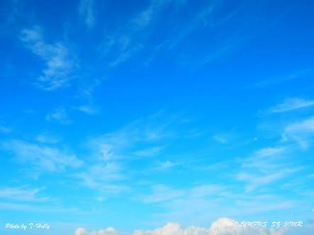 空の画像を貼って気分転換するトピ
