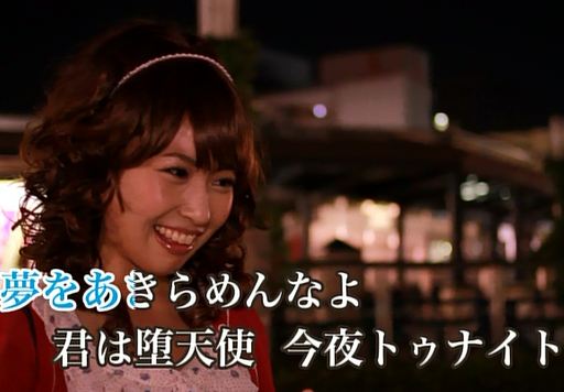 言葉をつなげて、ヴィジュアル系バンドの曲を完成するトピ