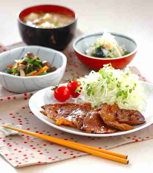 「豚肉のショウガ焼き」の献立・レシピ - 【E・レシピ】料理のプロが作る簡単レシピ/2007.02.12公開の献立です。
