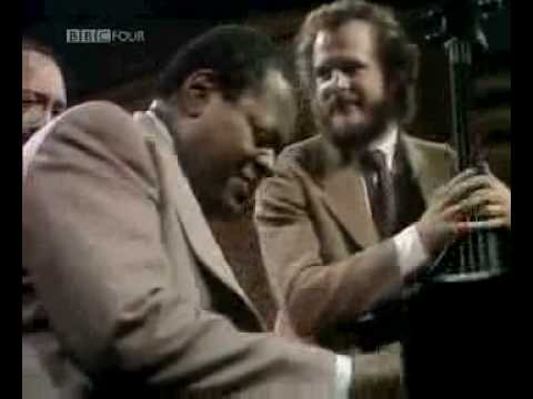 Oscar Peterson - Boogie Blues Etude - YouTube