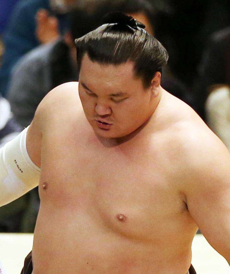 白鵬が４場所ぶり最多36度目Ｖ　稀勢の里13勝 - 大相撲 : 日刊スポーツ