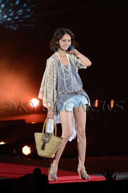 加藤夏希、第1子妊娠 ふっくらお腹で涙の報告