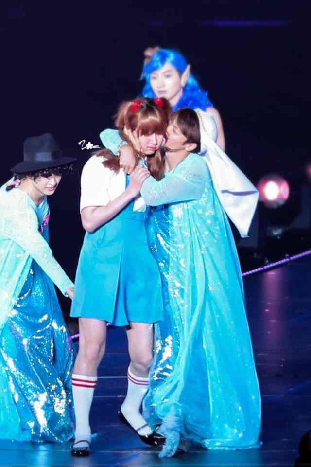 芸能人の全身写真が見たい