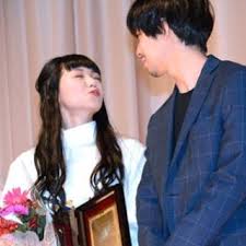 二階堂ふみ、菅田将暉との交際否定「お友だち」と口パクで表現
