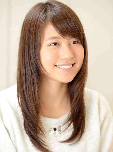 圧巻!10人の豪華美女、創業70周年「コーセー」新CMで競艶